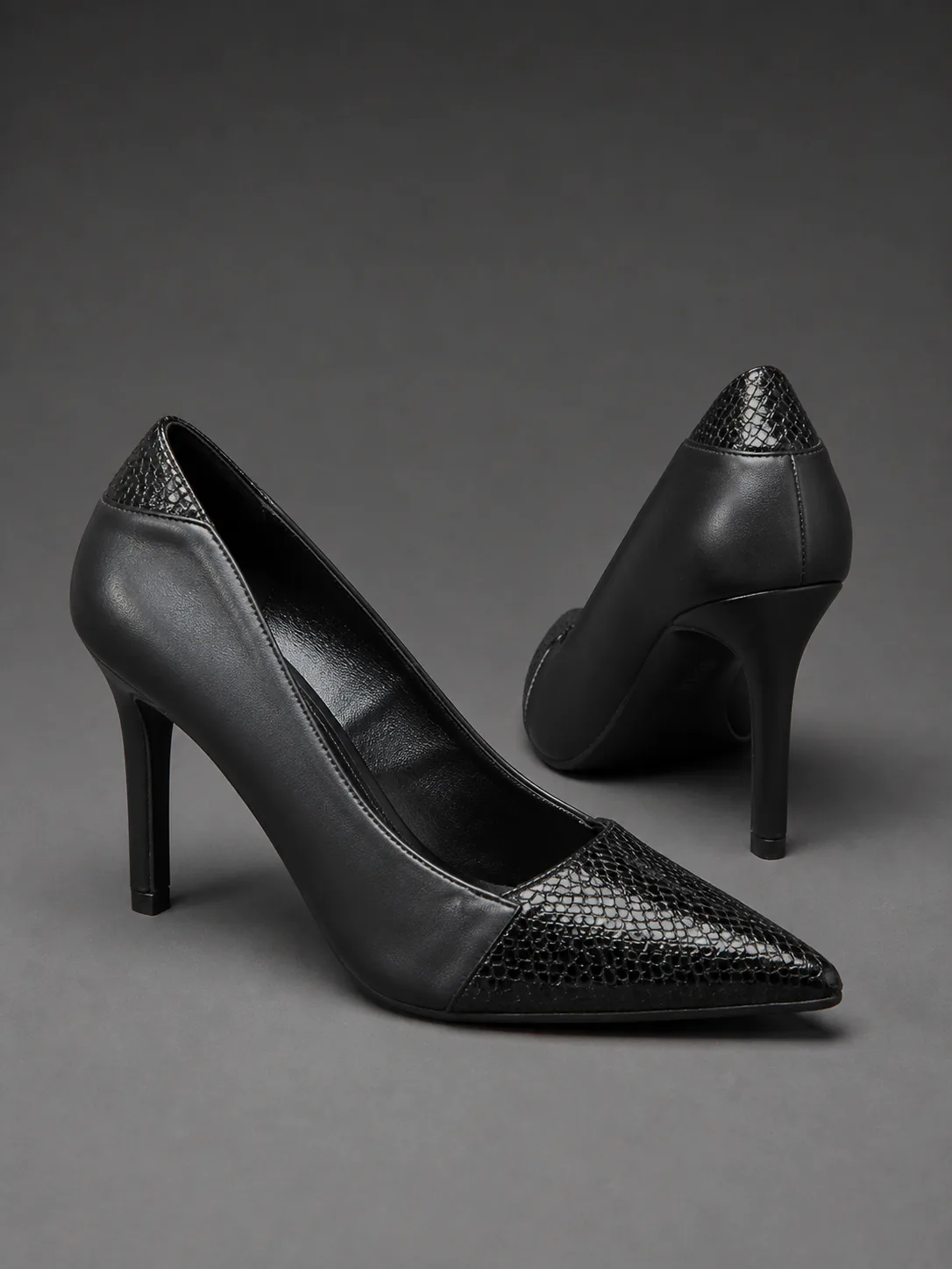 BLACK WOVEN CAP TOE STILETTO PUMPS PRODUCT128