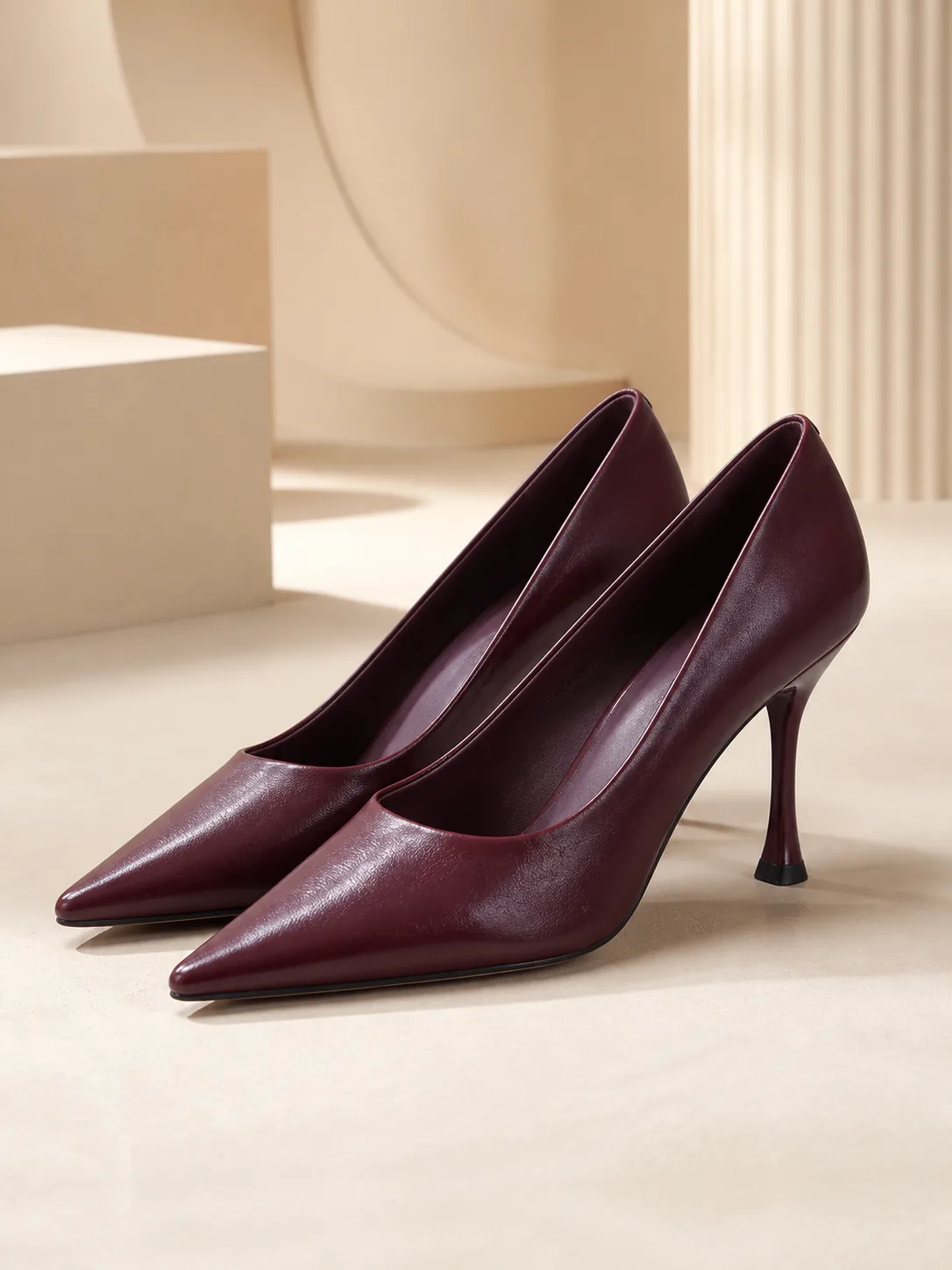 MAROON POINTED SPOOL HEEL PUMPS PRODUCT142