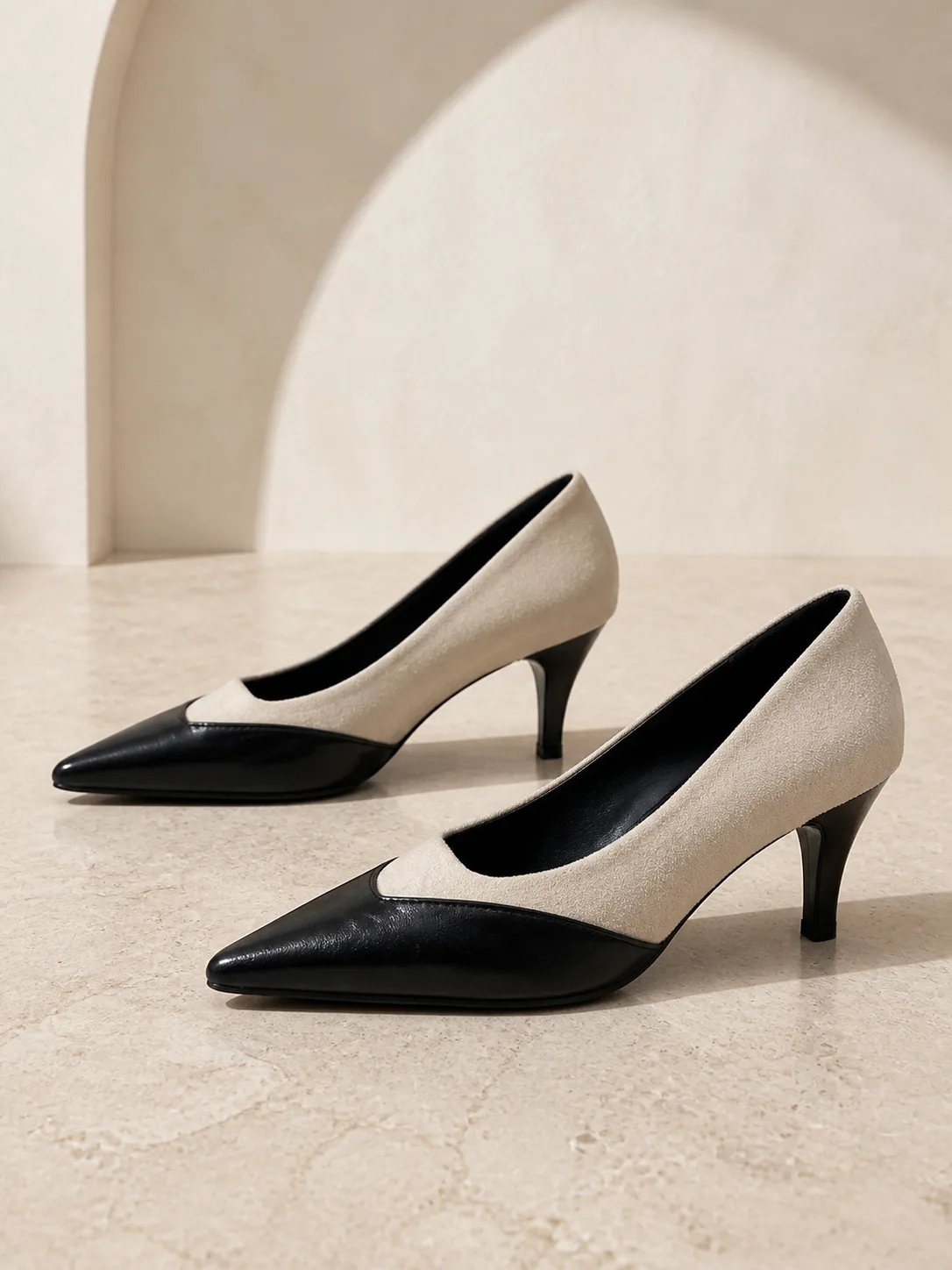 BEIGE BLACK TOE CAP KITTEN COURTS PRODUCT274
