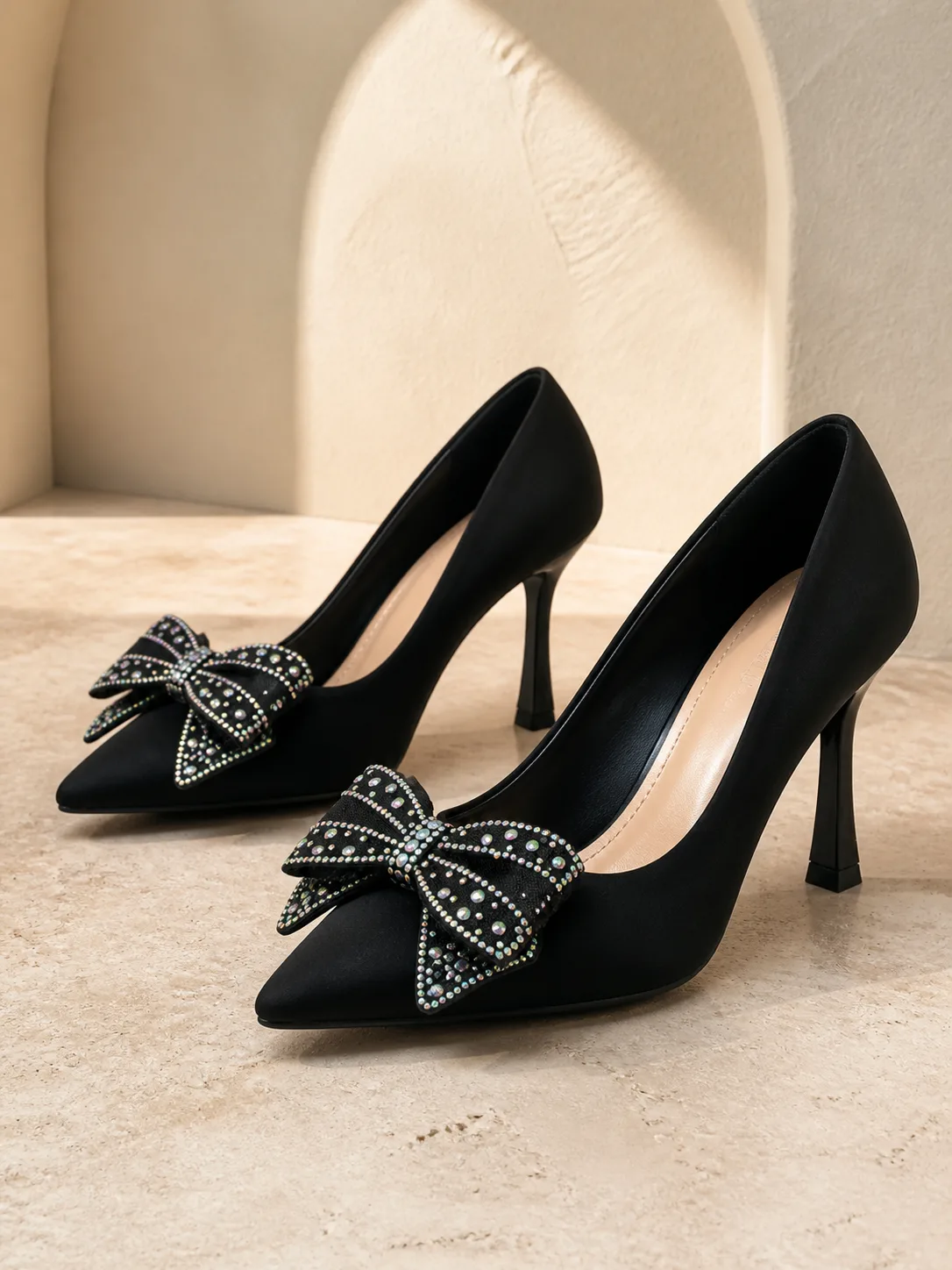 BLACK CRYSTAL BEAD BOW STILETTO PUMPS PRODUCT275