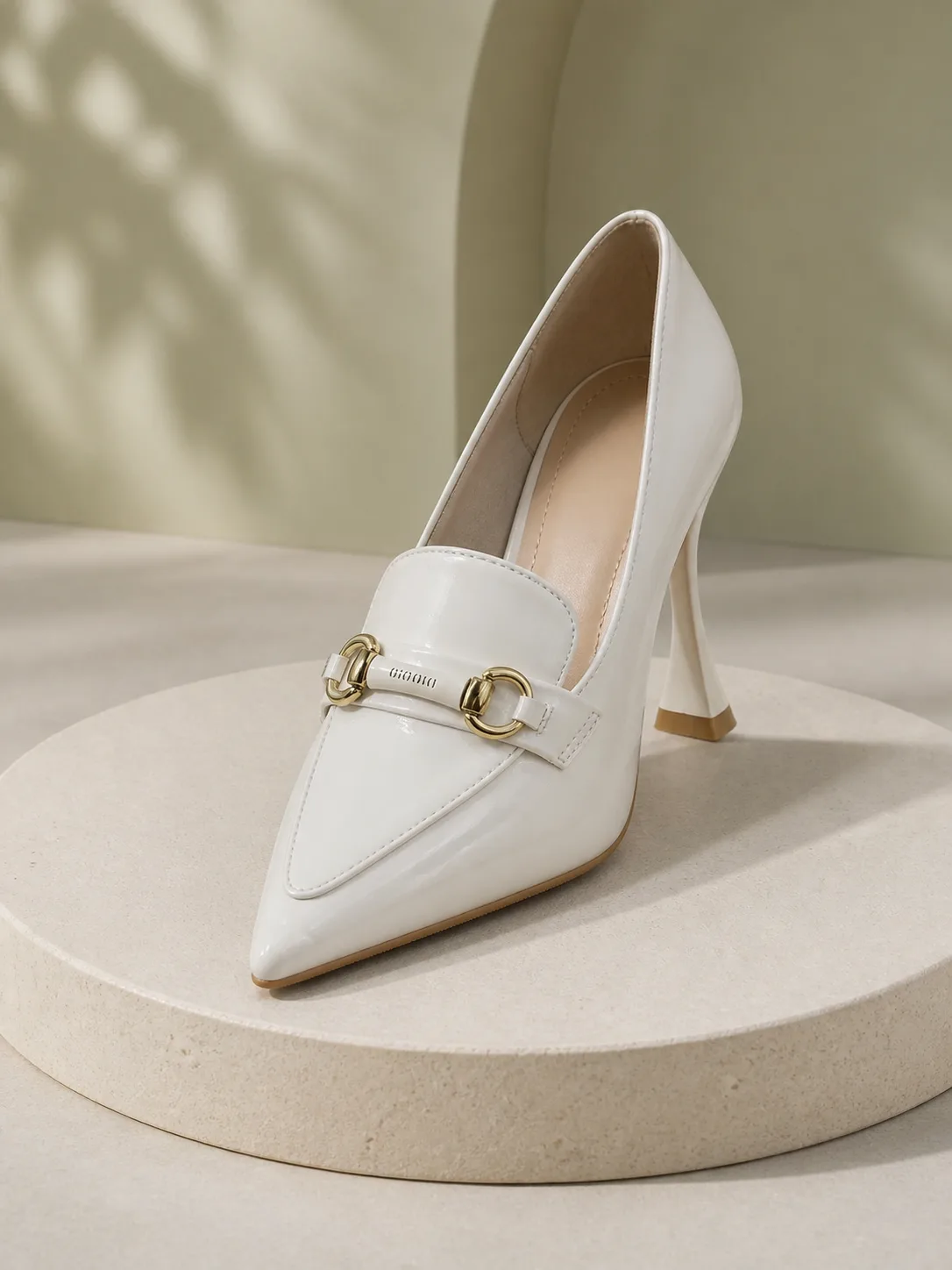 WHITE GOLD LINK BAR POINTED PUMPS PRODUCT270