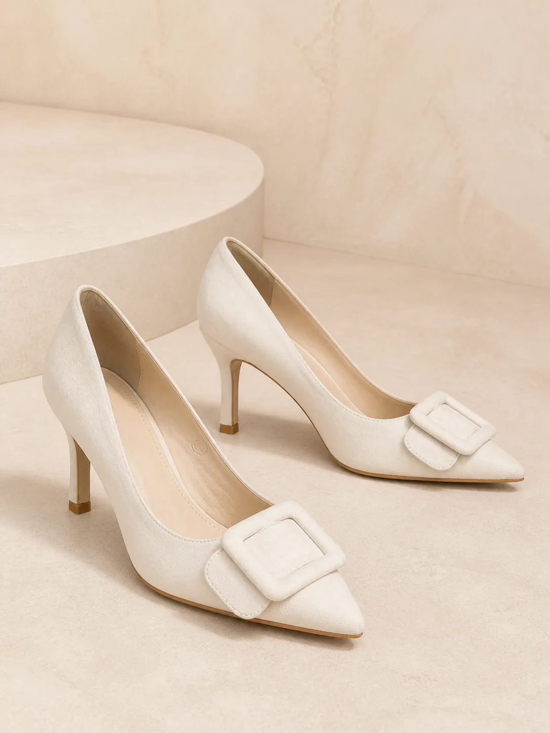 IVORY TEXTURED COVERED BUCKLE POINTED PUMPS PRODUCT208