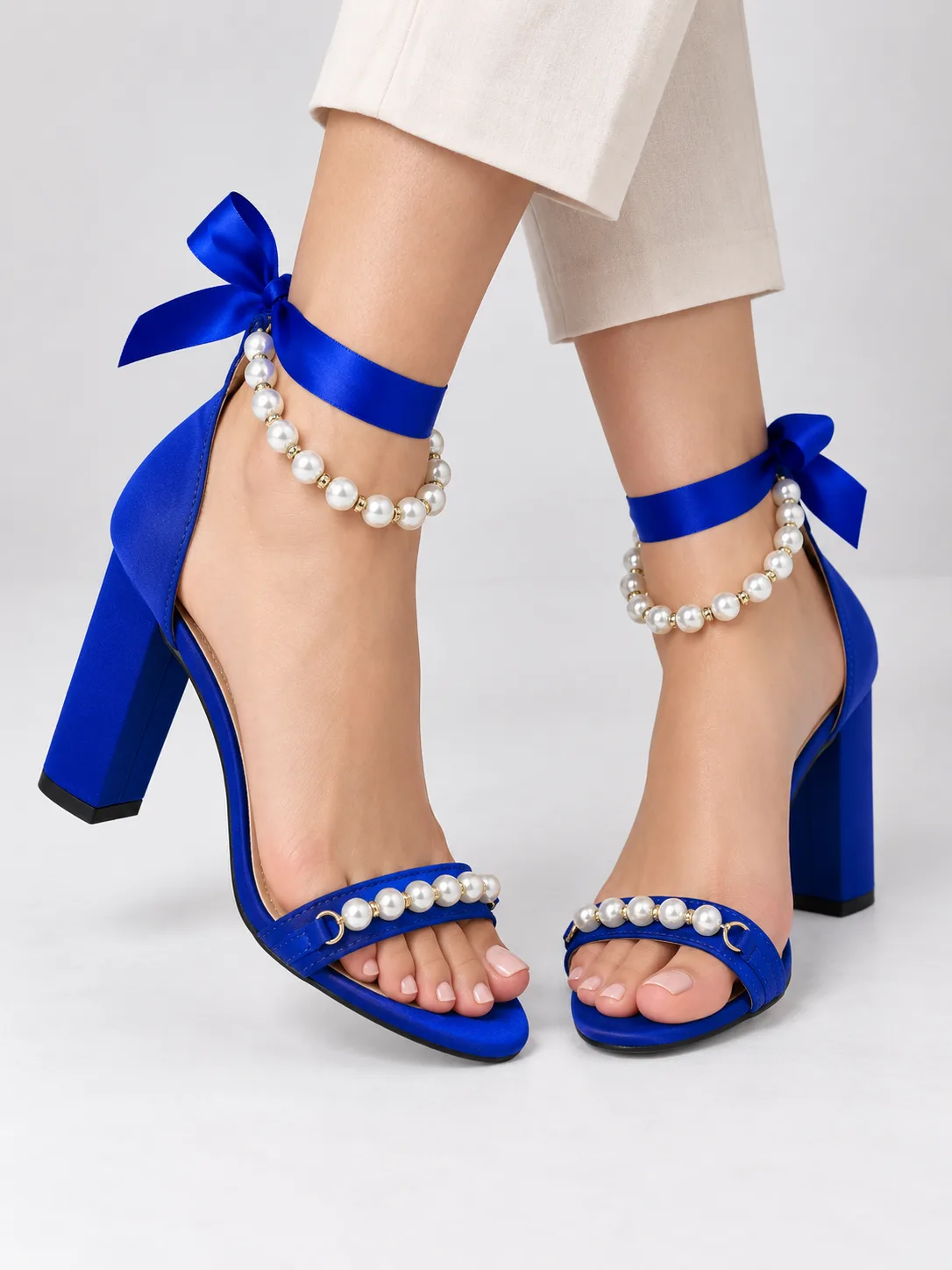 BLUE SUEDE PEARL BOW BLOCK HEELS 4127