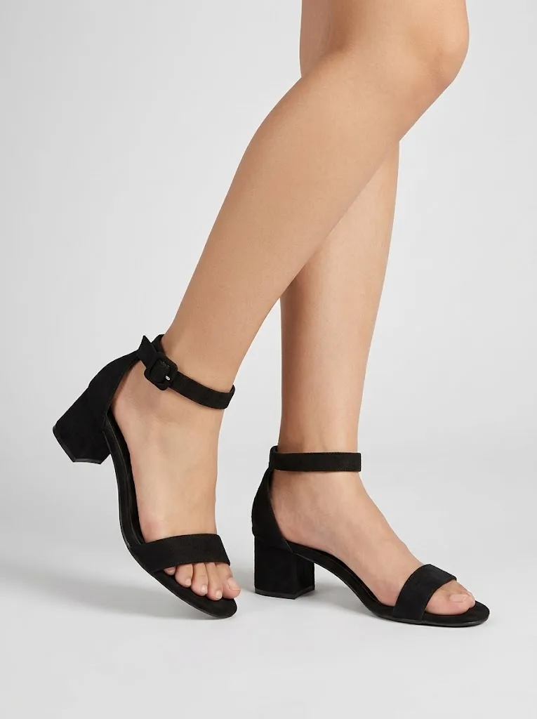 BLACK SUEDE LOW BLOCK HEEL SANDALS 4210