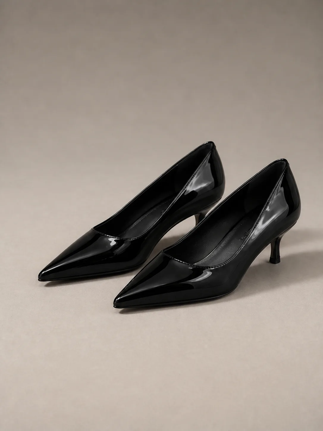 BLACK PATENT POINTED KITTEN HEEL PUMPS PRODUCT1