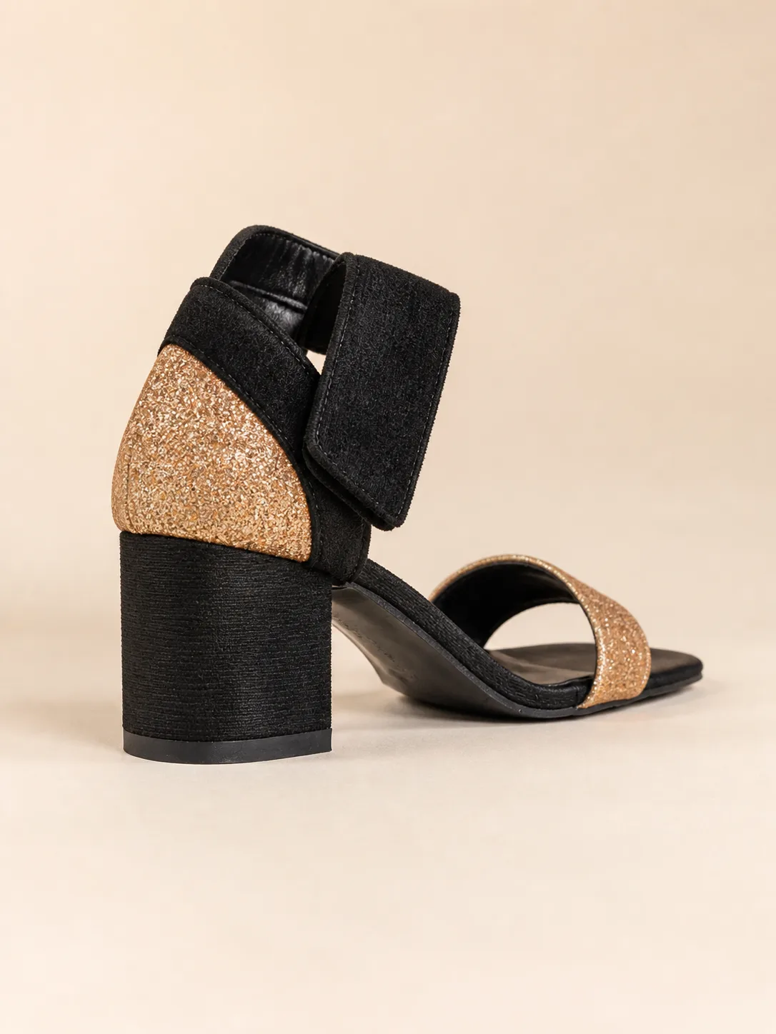 BLACK GOLD GLITTER ELASTIC CROSS SANDALS PRODUCT339 — photo 1