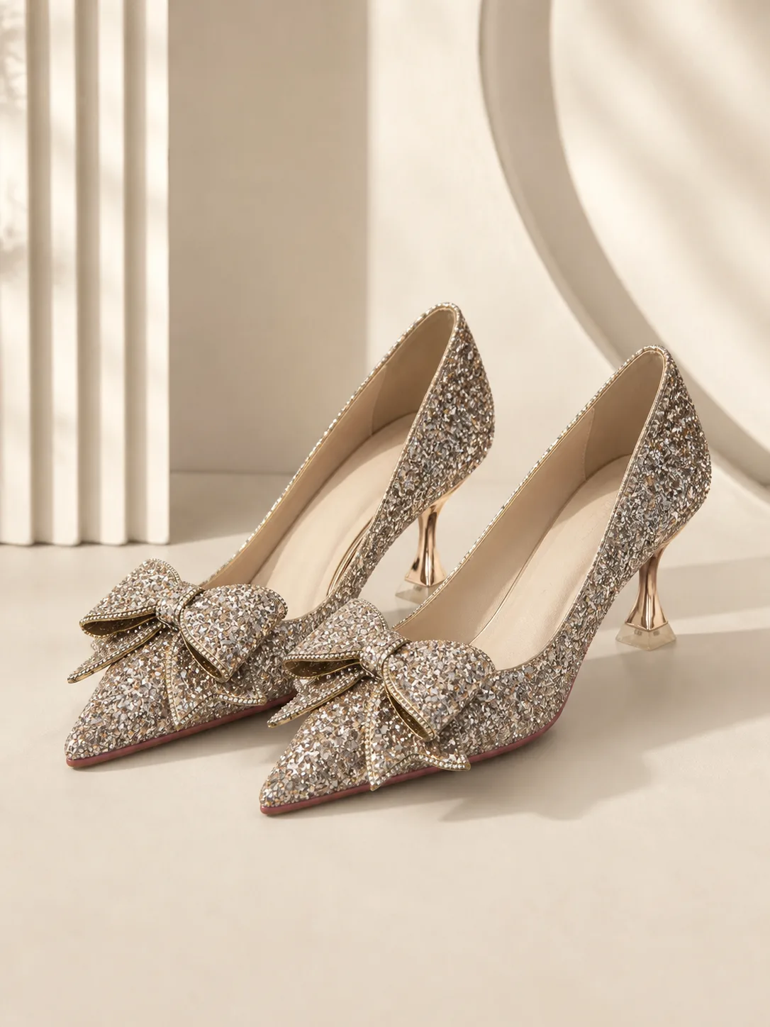 CHAMPAGNE GLITTER CRYSTAL BOW PUMPS PRODUCT147B